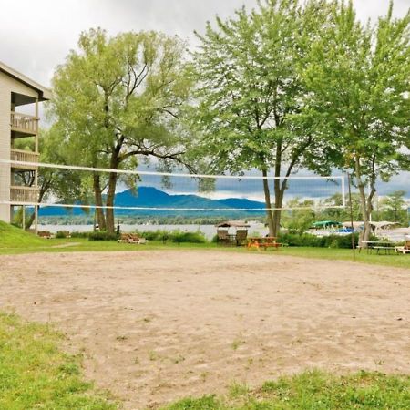 Magog Waterfront Condo מראה חיצוני תמונה