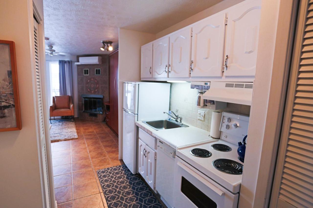 Magog Waterfront Condo מראה חיצוני תמונה