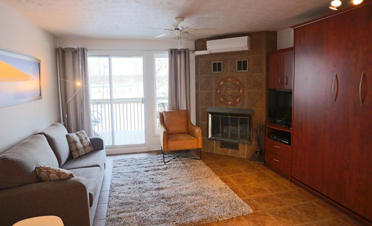 Magog Waterfront Condo מראה חיצוני תמונה