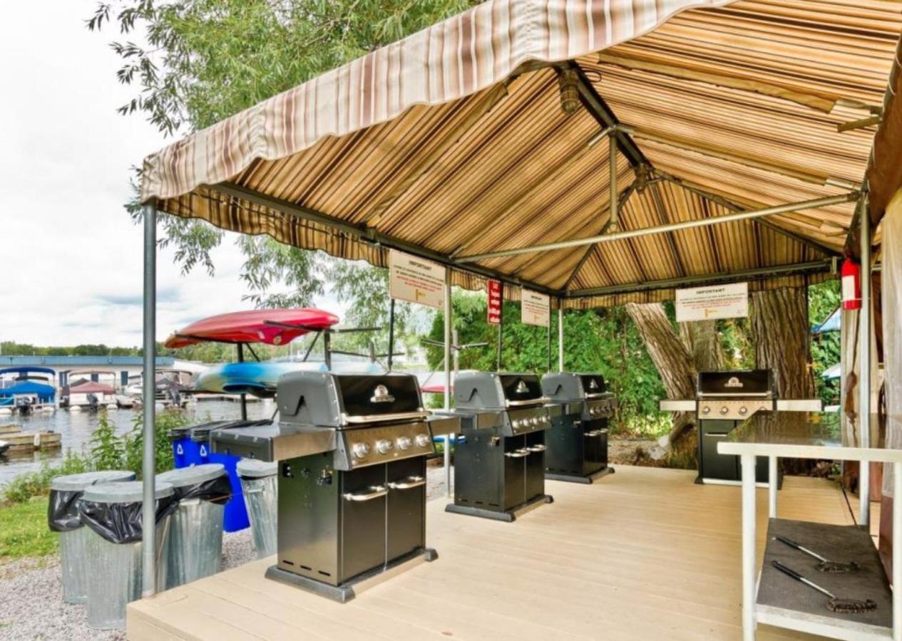 Magog Waterfront Condo מראה חיצוני תמונה