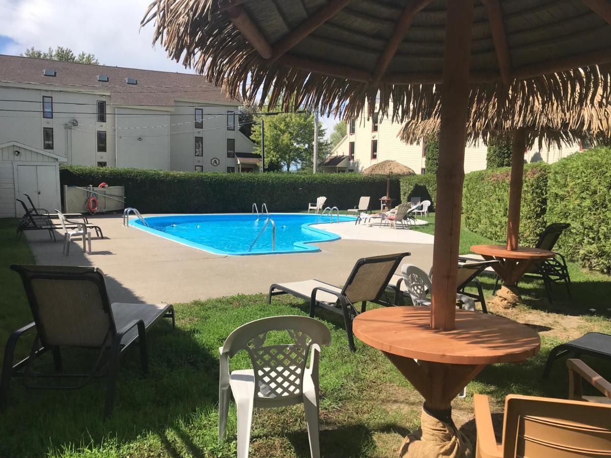 Magog Waterfront Condo מראה חיצוני תמונה